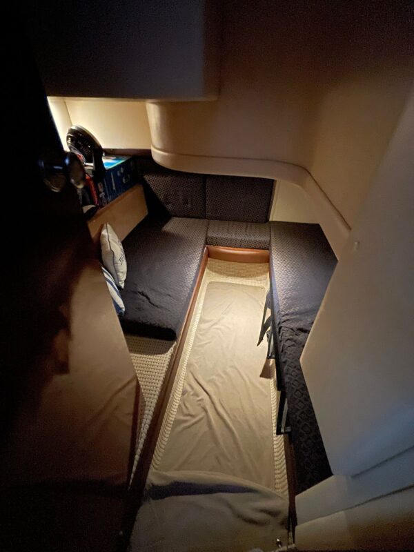 PHOTO-2024-01-29-21-51-24 Yacht 1