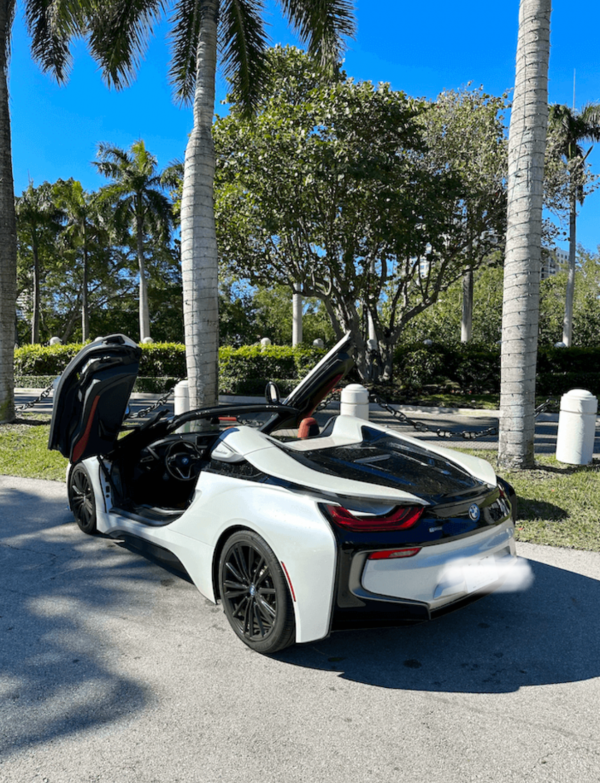 Screenshot 2024-06-30 at 12.03.24 BMW I8