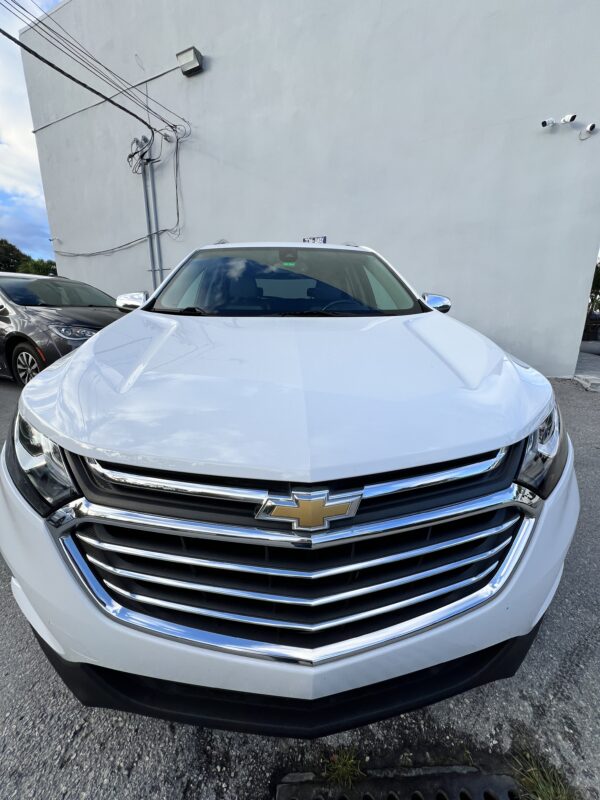 Chevrolet Equinox White