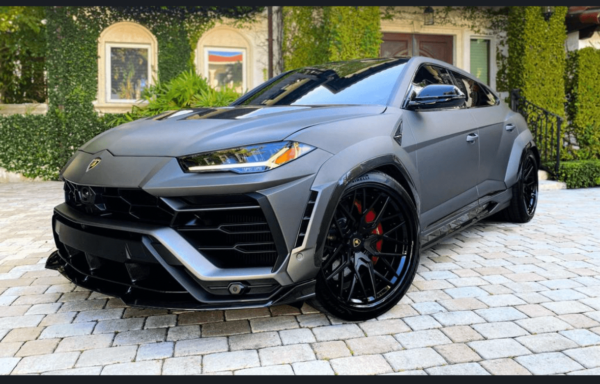 Lamborghini Urus Mansory